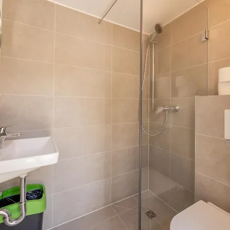 Wannseeliebe 아파트 *